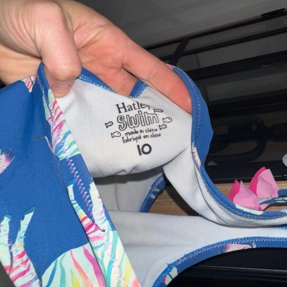 Hatley Rainbow Zebra One Piece Swimsuit tie Shoulder Bow scoop back girls